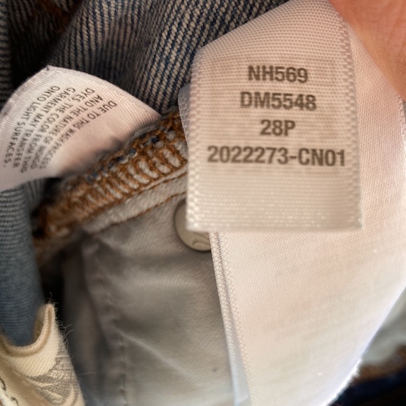 Madewell Cali Demi-Boot Jeans in Fleetwood Wash Sz 28P - Picture 10 of 11